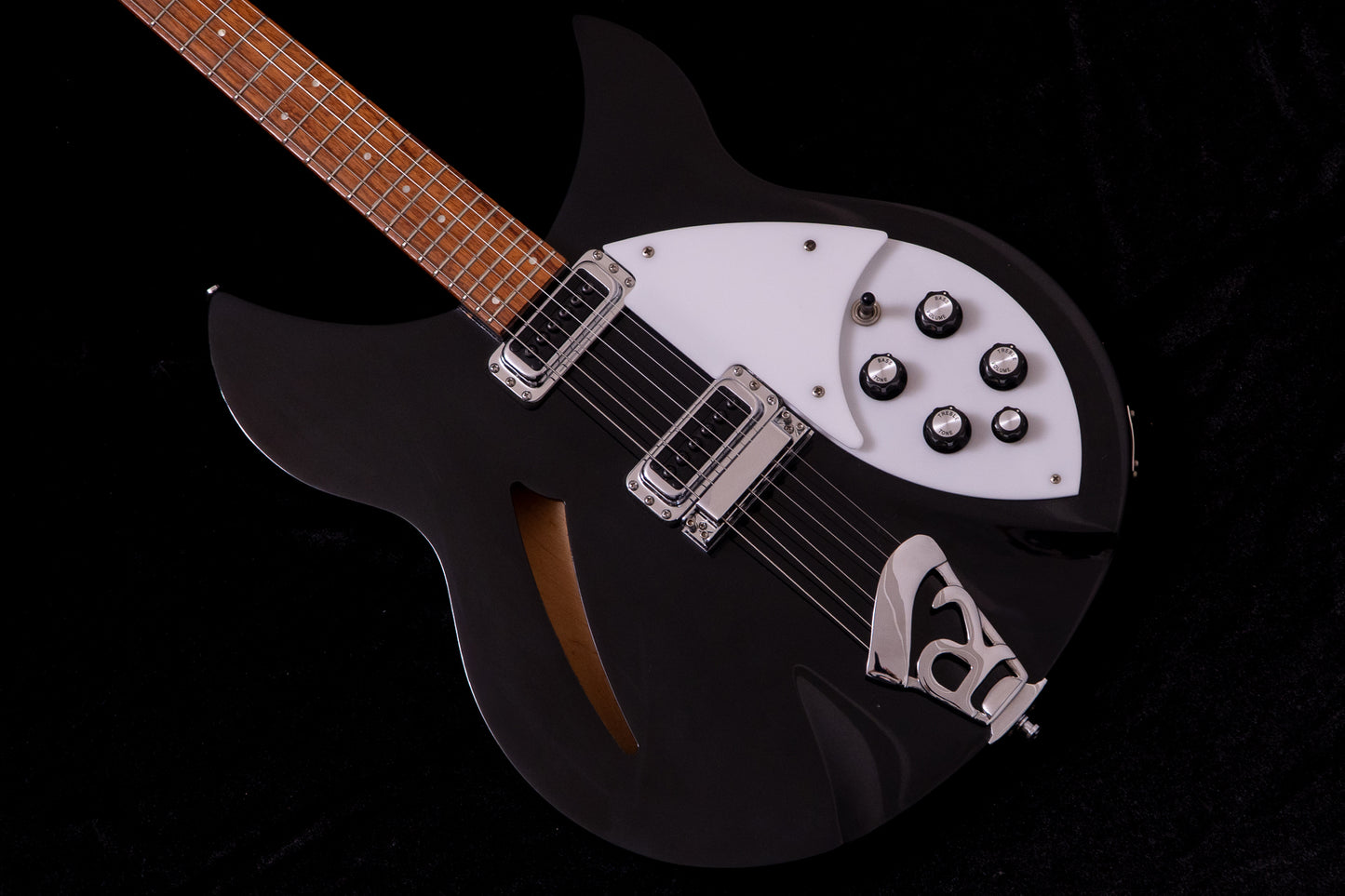 【used】Rickenbacker / 330 Jetglo 2008 3.6kg #086155H【TONIQ Yokohama】【price included SHIPPING & IMPORT TAX & VAT】