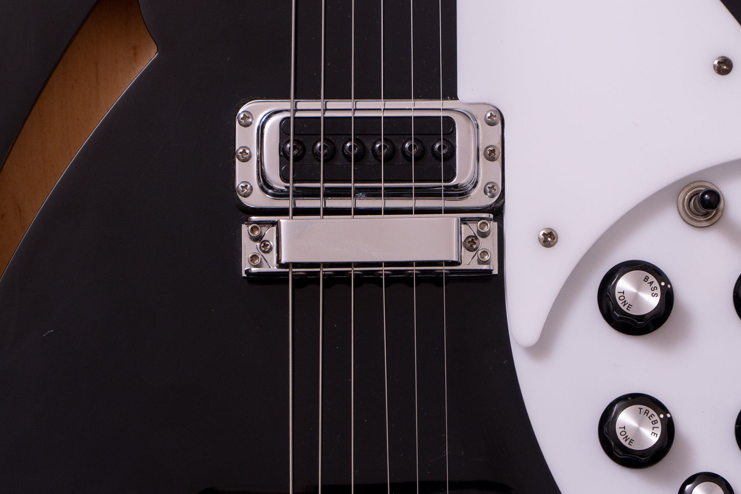【used】Rickenbacker / 330 Jetglo 2008 3.6kg #086155H【TONIQ Yokohama】【price included SHIPPING & IMPORT TAX & VAT】