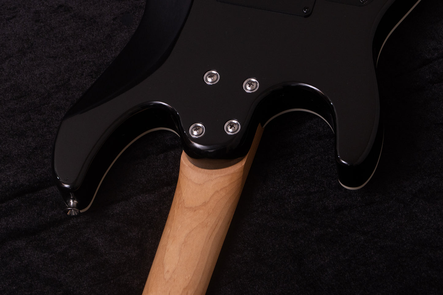 【new】Swing Guitars / Modern SE Charcoal 3.265kg #Y2025TJ【TONIQ横浜】【PLEK調整済み】