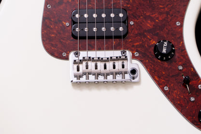 【used】Suhr / Classic JM Olympic White SSH Reverse Head 2019 3.795kg #JS0F4K【TONIQ横浜】