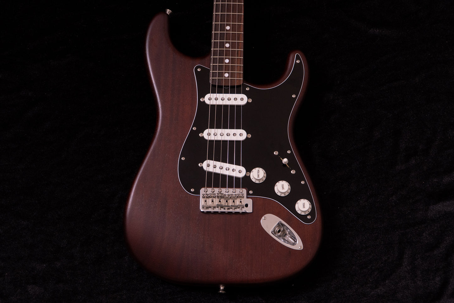 【used】Fender / Made In Japan FSR Traditional Late 60s Stratocaster GP Mahogany Neck&Body 2023 3.605kg #JD23100038【TONIQ Yokohama】【price included SHIPPING & IMPORT TAX & VAT】