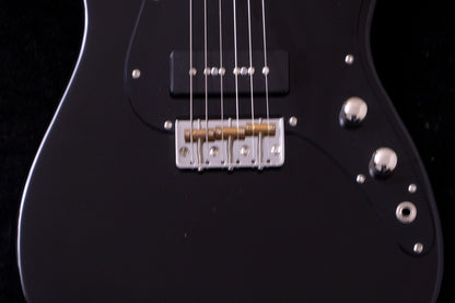 【new】NAGI GUITARS / IRIS kuro 2.545kg R26030007【TONIQ Yokohama】【price included SHIPPING & IMPORT TAX & VAT】