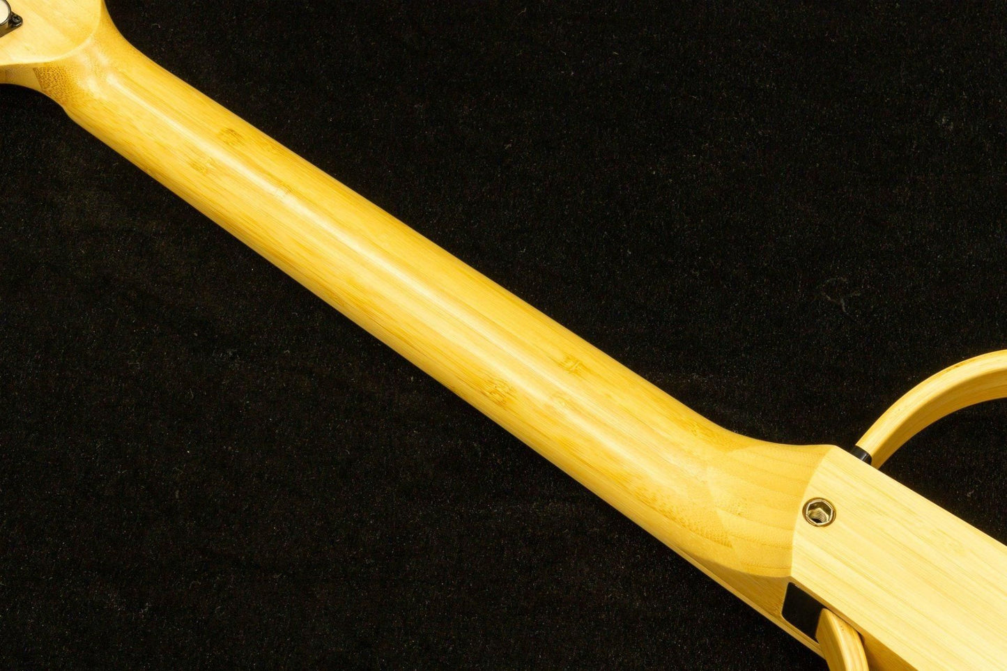 【new】NATASHA / NBSG Steel Natural【TONIQ Yokohama】