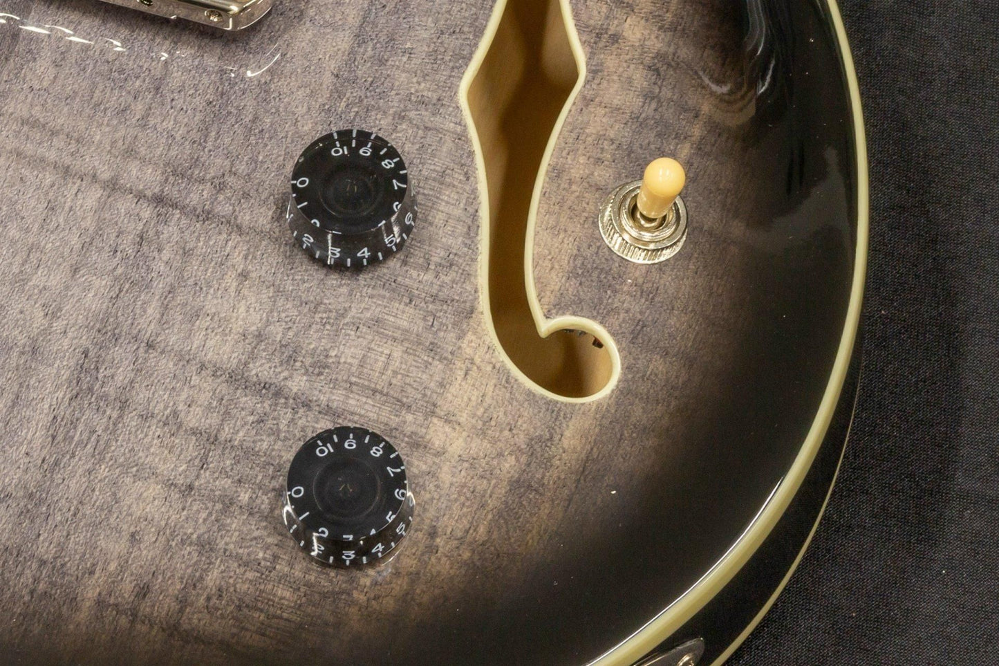 【new】PRS / SE Hollowbody II Charcoal Burst #E29564 2.74kg【TONIQ Yokohama】