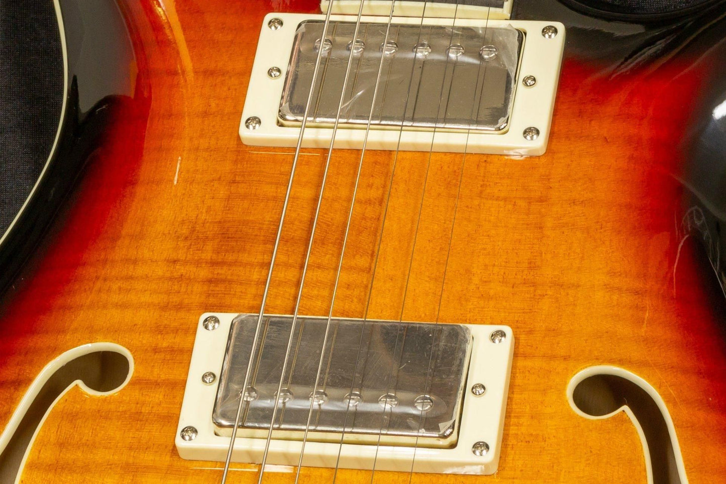 【new】PRS(Paul Reed Smith) / SE Hollowbody II Tricolor Sunburst  #E31248 2.76kg【TONIQ Yokohama】