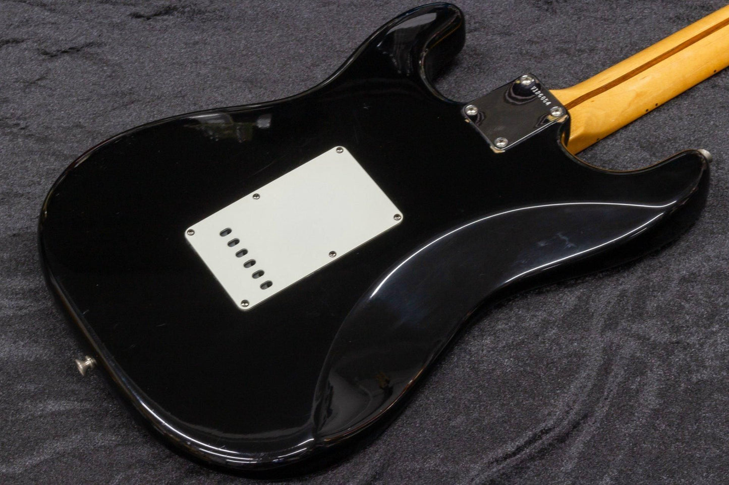 【used】Fender / American Vintage ’57 Stratocaster 2000 Black  #V126054 3.42kg【TONIQ Yokohama】
