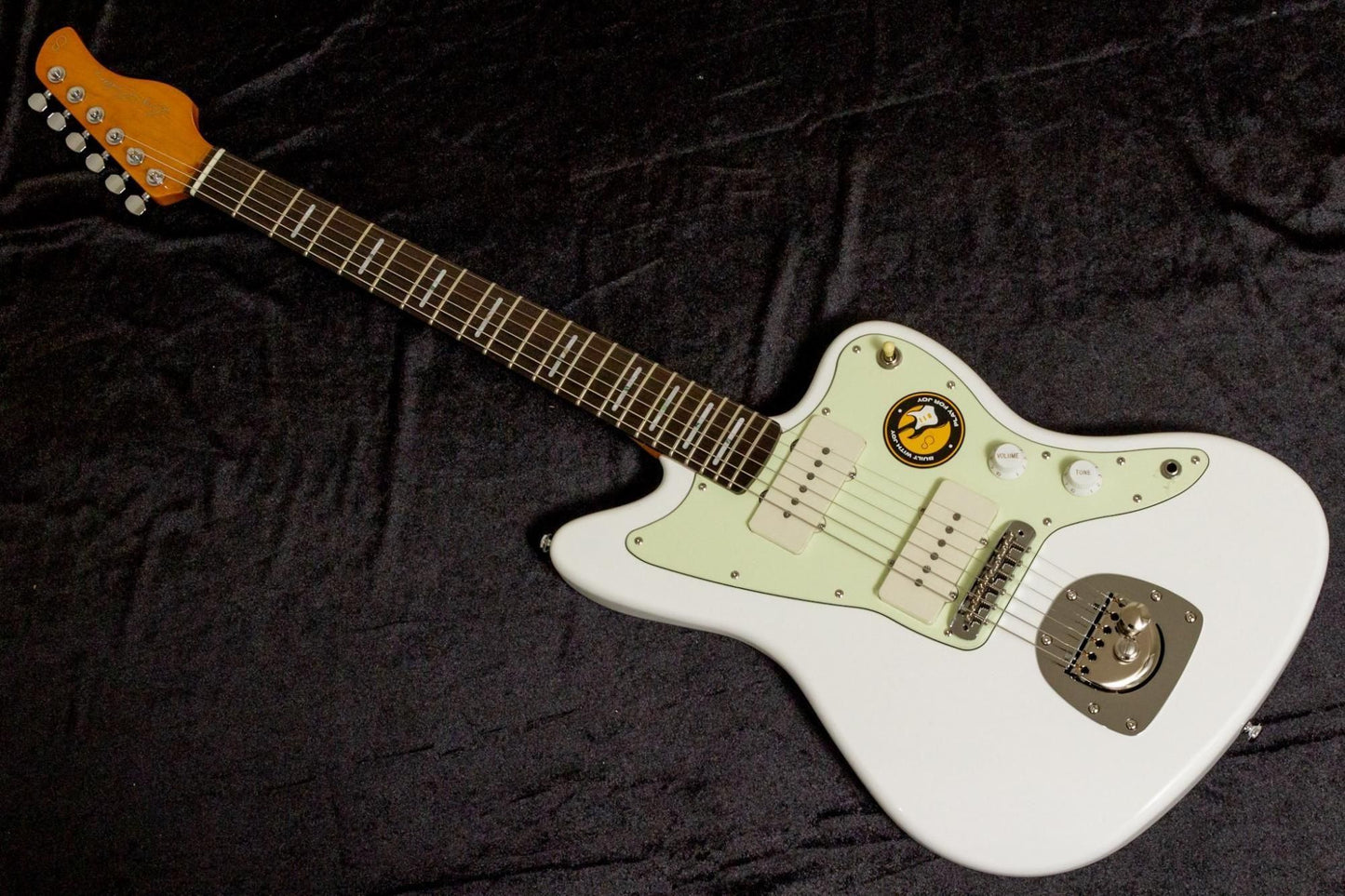 【new】Sire / Larry Carlton J5 WH #2N24990716 3.82kg【TONIQ Yokohama】