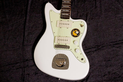 【new】Sire / Larry Carlton J5 WH #2N24990716 3.82kg【TONIQ Yokohama】