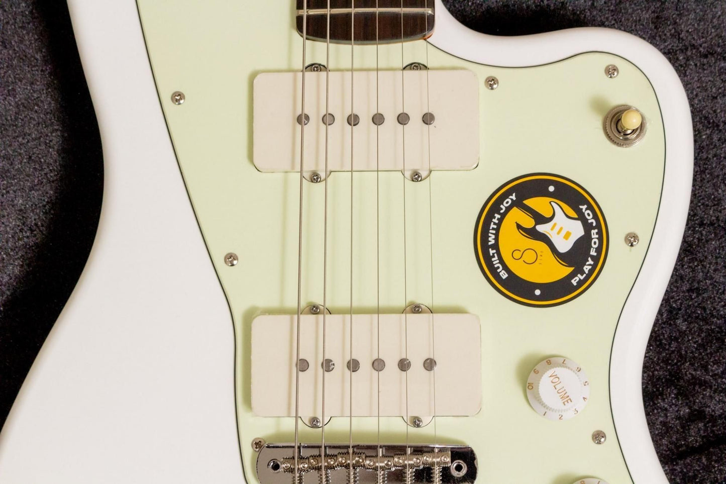 【new】Sire / Larry Carlton J5 WH #2N24990716 3.82kg【TONIQ Yokohama】