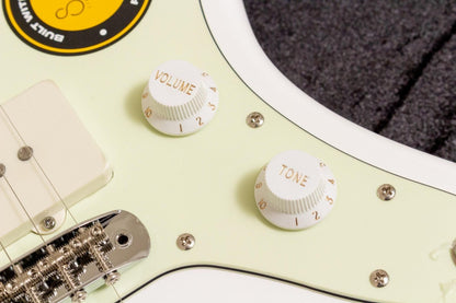 【new】Sire / Larry Carlton J5 WH #2N24990716 3.82kg【TONIQ Yokohama】