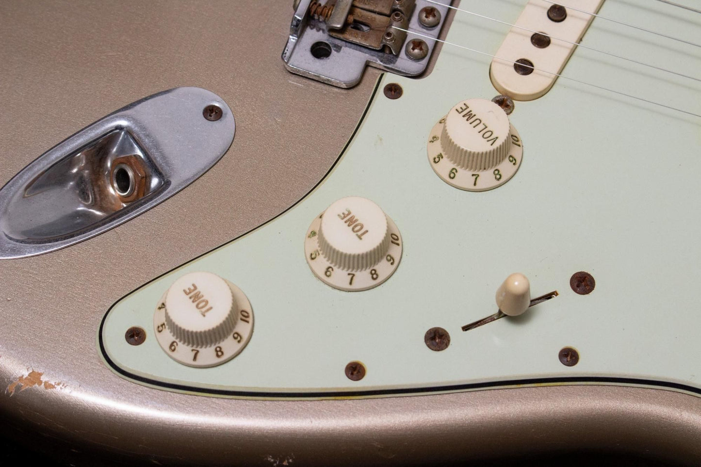 【used】Fender / Custom Shop 1960 Stratocaster Relic Shoreline Gold #R57705 3.385kg【TONIQ Yokohama】