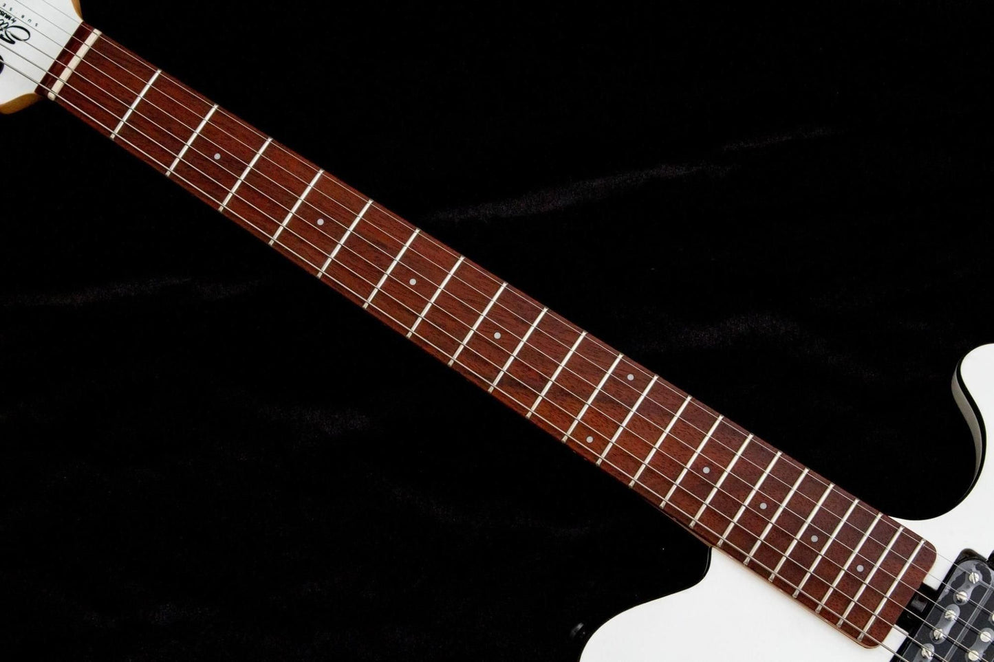 【outlet】Sterling by MusicMan / SUB AXIS WHITE #B144815 3.615kg【TONIQ Yokohama】
