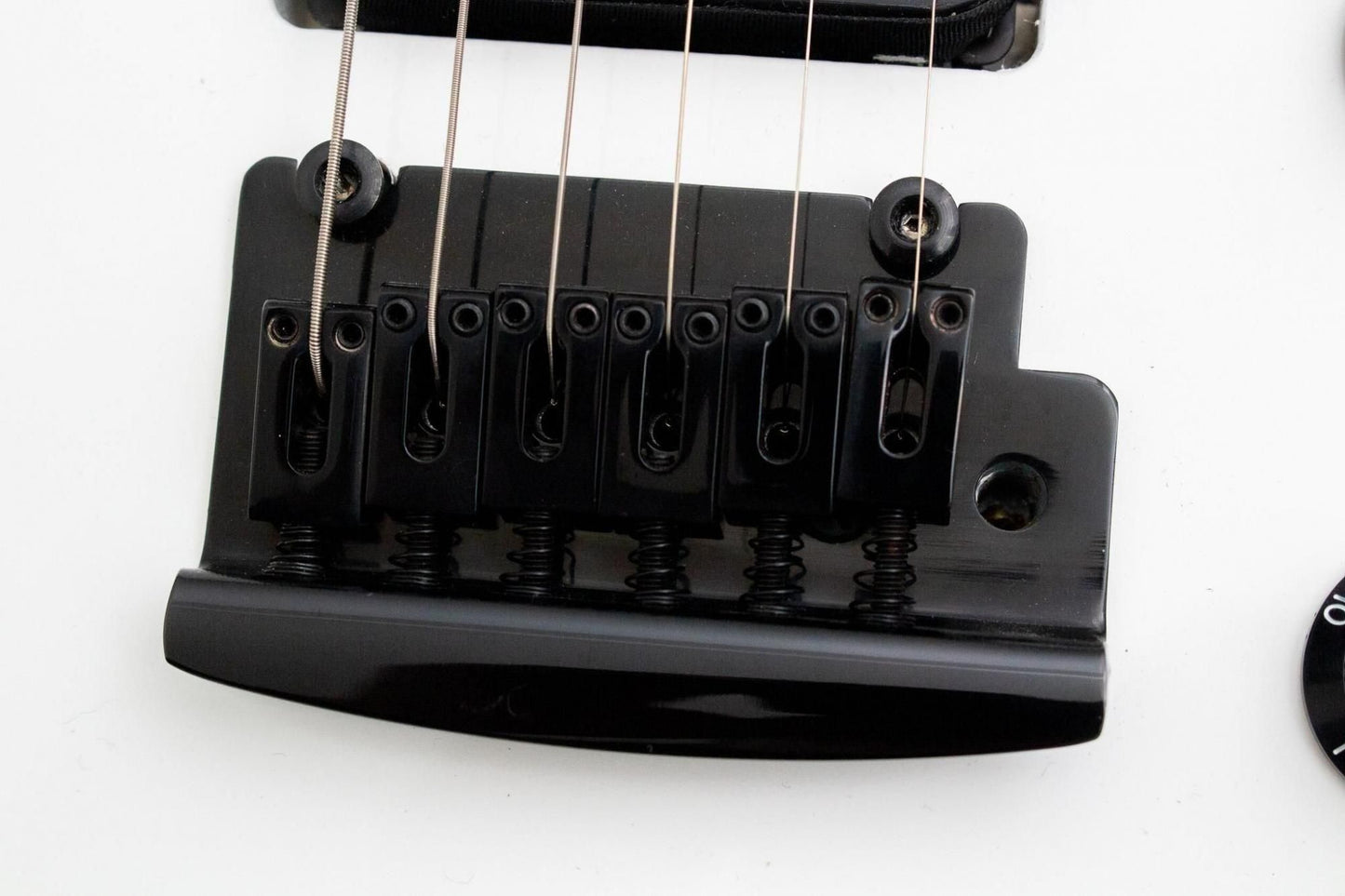 【outlet】Sterling by MusicMan / SUB AXIS WHITE #B144815 3.615kg【TONIQ Yokohama】