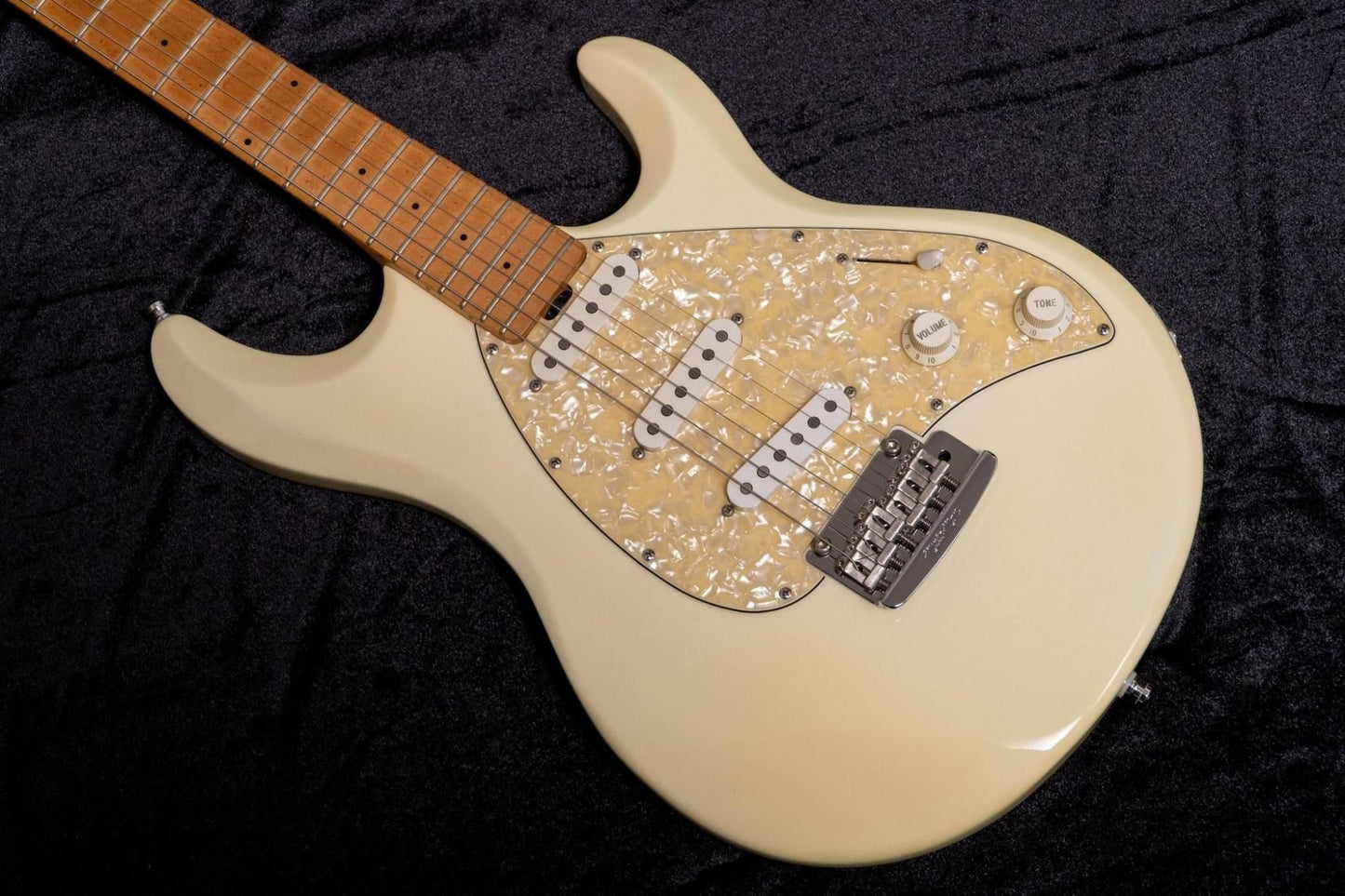 【used】Music Man / Silhouette Special SSS Tremolo #G07147 3.49kg【TONIQ Yokohama】