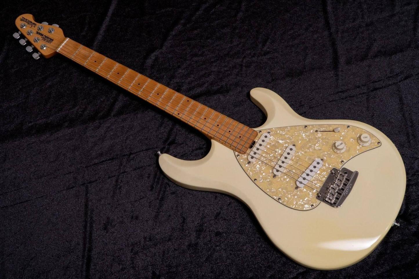 【used】Music Man / Silhouette Special SSS Tremolo #G07147 3.49kg【TONIQ Yokohama】