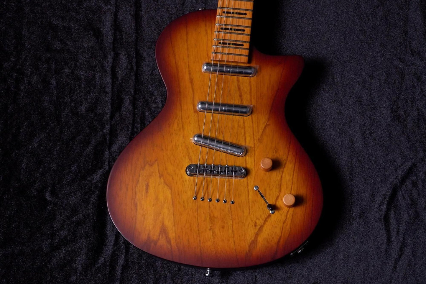 【new】Sire / I5L TS.S 3.04kg #2N24200144【TONIQ Yokohama】