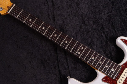 【used】Fender / American Ultra Stratocaster Arctic Pearl 2021 3,640kg #US210044500【TONIQ Yokohama】