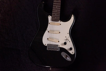 【used】Moon / ST Type Lace Sensor Red PU 3.53kg #14182【TONIQ Yokohama】