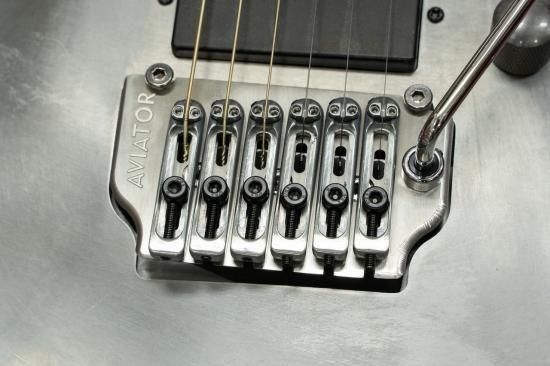 【new】KOLOSS GUITARS GT-IND 1500