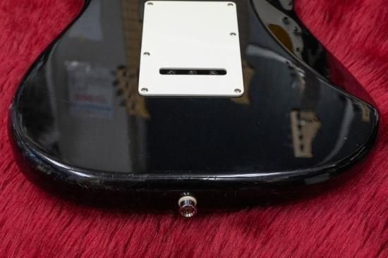 【used】Squier / Stratocaster BLK/M 2.74kg【TONIQ Yokohama】