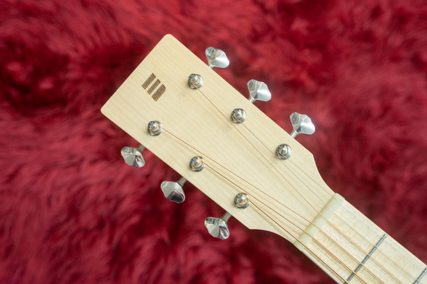 【new】NAGI GUITARS / shiro mini 【TONIQ Yokohama】