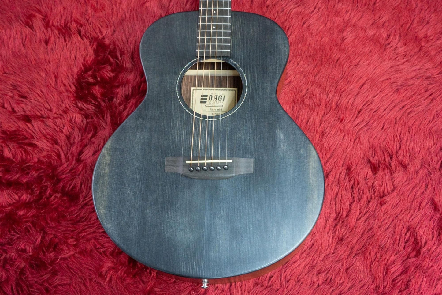 【new】NAGI GUITARS / kuro mini 【TONIQ Yokohama】