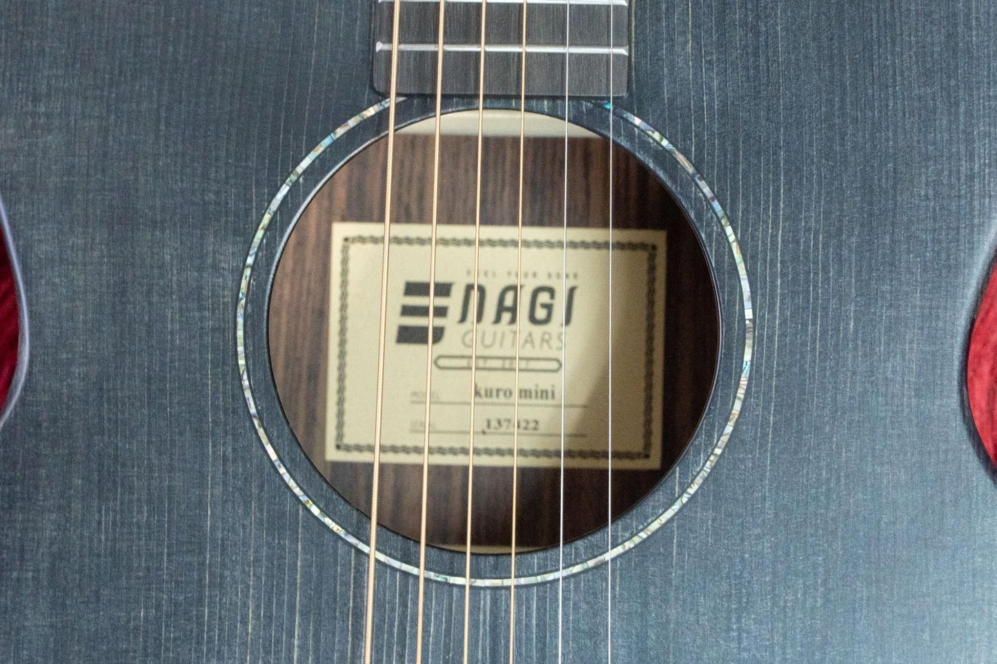 【new】NAGI GUITARS / kuro mini 【TONIQ Yokohama】