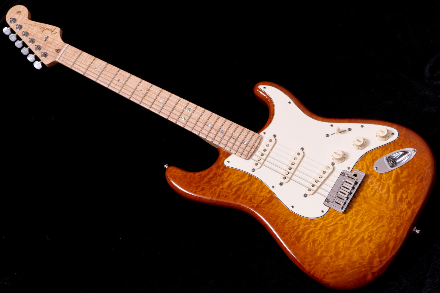 【used】Fender / Custom Shop Custom Deluxe Stratocaster Faded Honey Burst 2011 3.365kg #5893【TONIQ Yokohama】【price included SHIPPING & IMPORT TAX & VAT】
