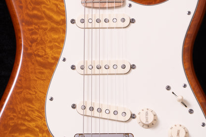 【used】Fender / Custom Shop Custom Deluxe Stratocaster Faded Honey Burst 2011 3.365kg #5893【TONIQ Yokohama】【price included SHIPPING & IMPORT TAX & VAT】