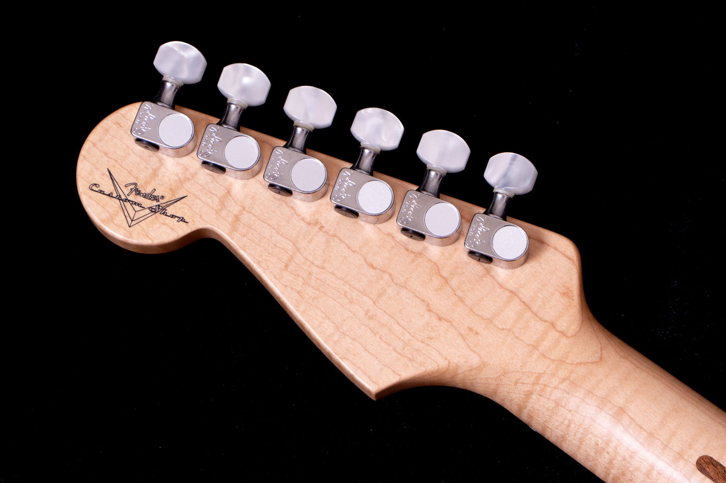 【used】Fender / Custom Shop Custom Deluxe Stratocaster Faded Honey Burst 2011 3.365kg #5893【TONIQ Yokohama】【price included SHIPPING & IMPORT TAX & VAT】