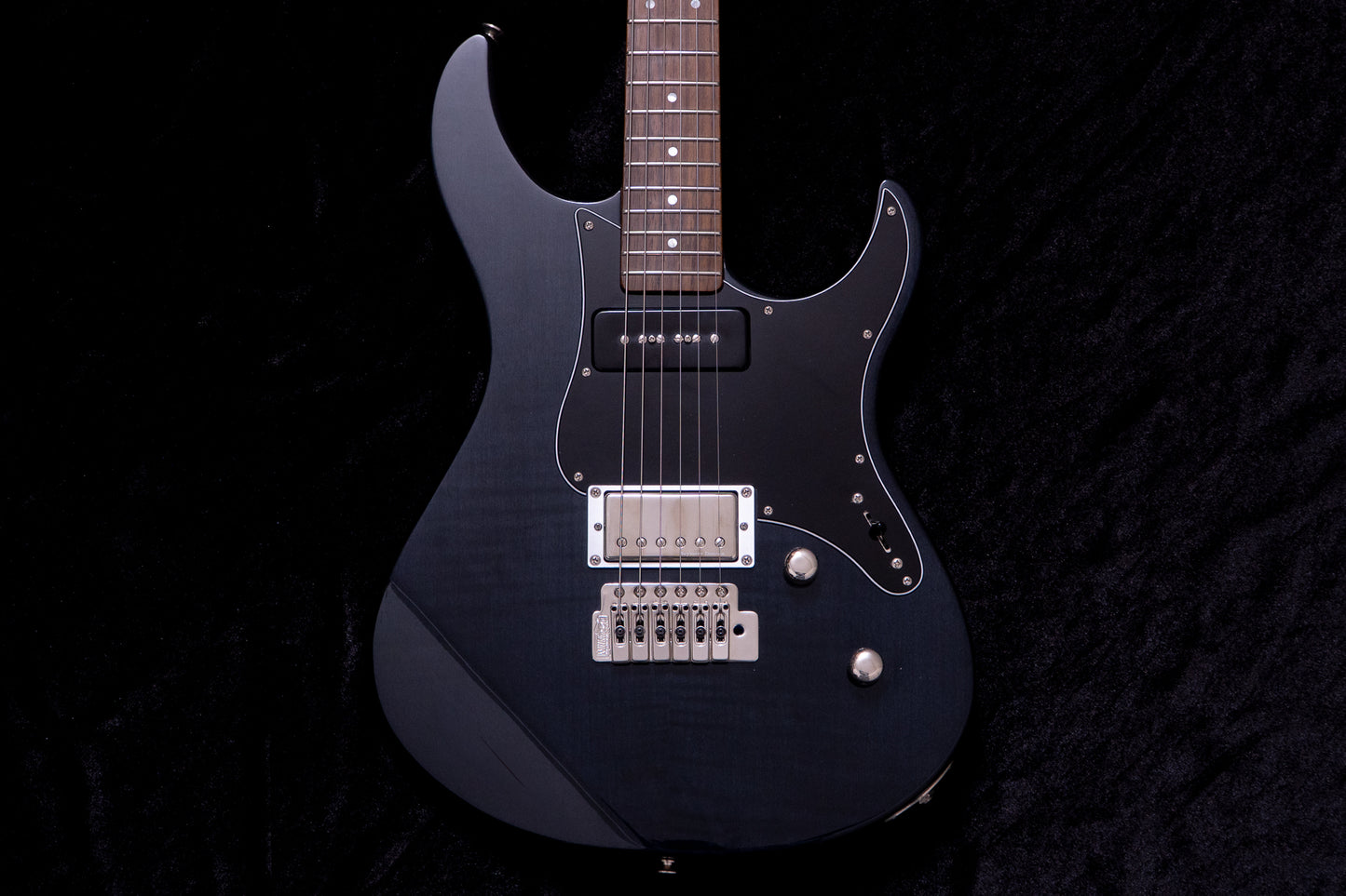 【used】YAMAHA / PACIFICA611VFM Mod 2023 3.445kg #IJK053075【TONIQ Yokohama】【price included SHIPPING & IMPORT TAX & VAT】