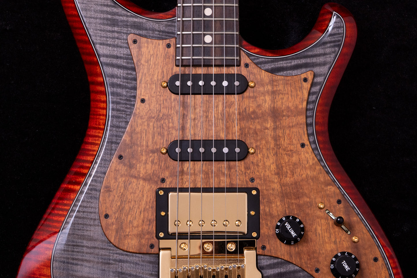 【new】Knaggs Guitars / Chesapeake Series Severn Trem HSS 1xPurf Fire / Onyx Gold Parts 3.485kg #1688【TONIQ Yokohama】【price included SHIPPING & IMPORT TAX & VAT】