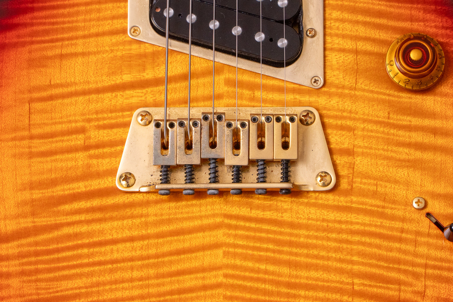 【used】Gibson / 20th Anniversary Nighthawk Standard Reissue Fire Burst 2013 3.1kg #111330539【TONIQ横浜】