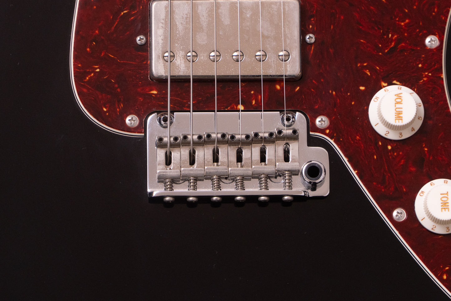 【used】Suhr / Classic JM Pro HH 510 Black 2017 3.8kg #JS7J8V【Consignment】【TONIQ Yokohama】【price included SHIPPING & IMPORT TAX & VAT】