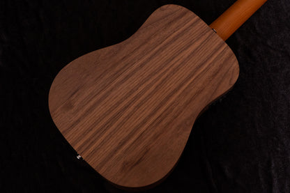 【new】Taylor / BT1e.Walnut 1.4kg #2206131243【TONIQ Yokohama】【price included SHIPPING & IMPORT TAX & VAT】