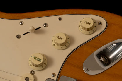 【used】Fender / American Standard Stratocaster mod. 1993 3.82kg #N270601【TONIQ Yokohama】【price included SHIPPING & IMPORT TAX & VAT】