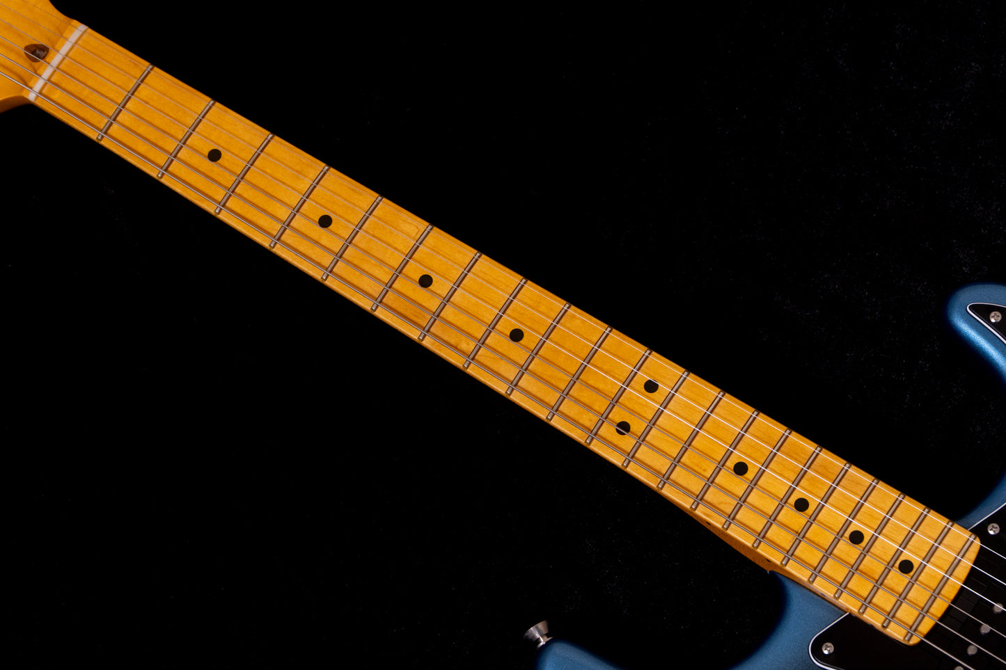 【used】Fender / American Professional II Stratocaster Dark Night 2022 3.525kg #US22098710【TONIQ Yokohama】 【price included SHIPPING & IMPORT TAX & VAT】
