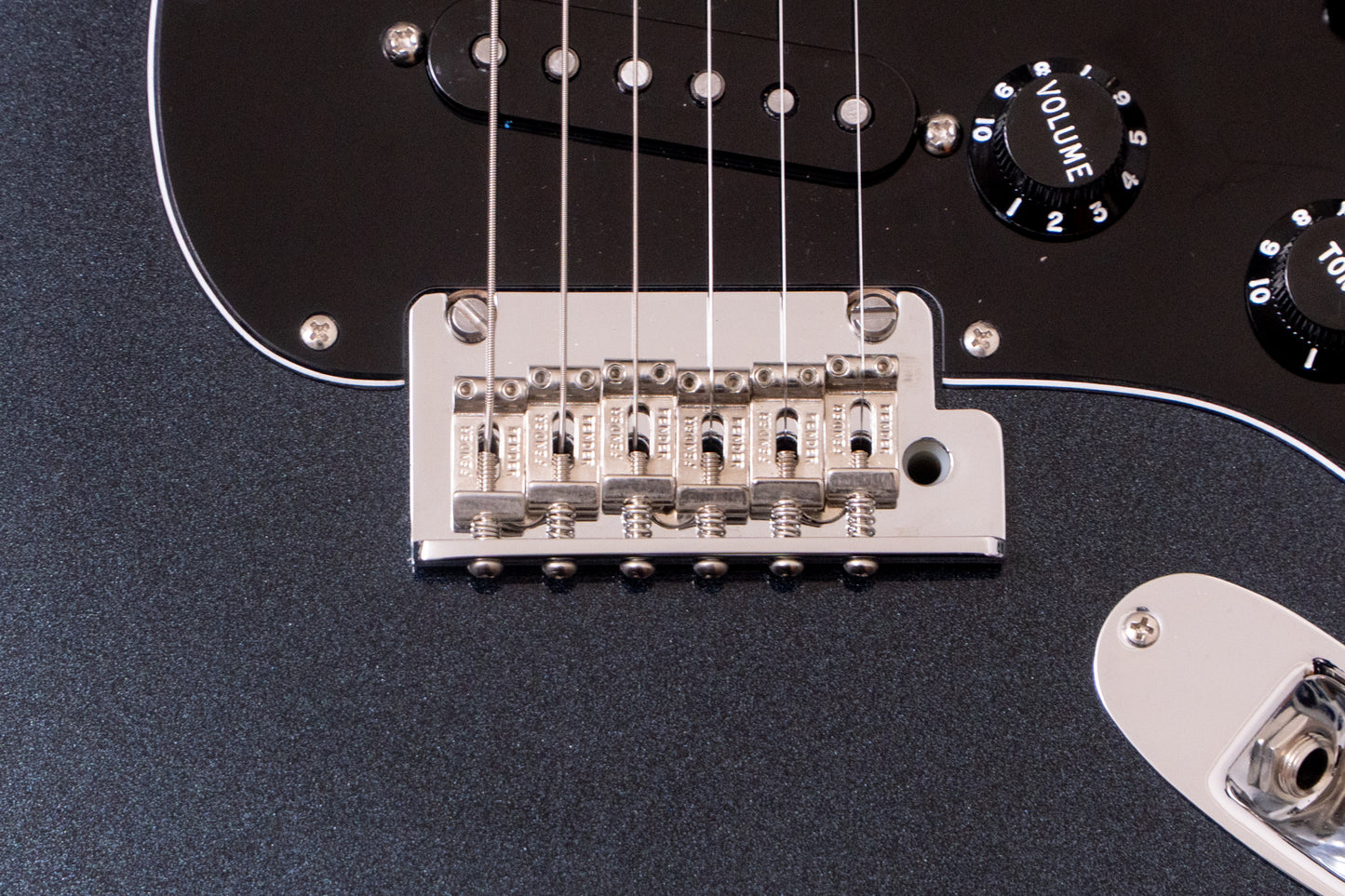 【used】Fender / American Professional II Stratocaster Dark Night 2022 3.525kg #US22098710【TONIQ Yokohama】 【price included SHIPPING & IMPORT TAX & VAT】