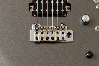 【new】Kz Guitar Works / Kz Versa SSH Gun Metallic 3.525kg #20260787【TONIQ Yokohama】【price included SHIPPING & IMPORT TAX & VAT】