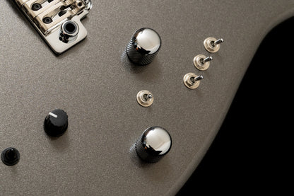 【new】Kz Guitar Works / Kz Versa SSH Gun Metallic 3.525kg #20260787【TONIQ Yokohama】【price included SHIPPING & IMPORT TAX & VAT】
