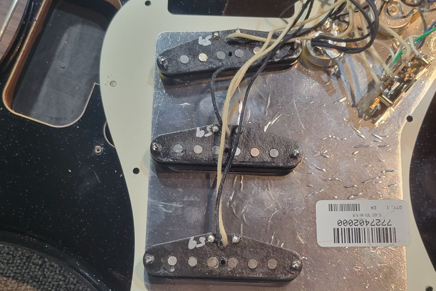 【used】Fender / Mex 70th Anniversary Player Stratocaster Nebula Noir 2024 3.63kg #MXS24035799【TONIQ Yokohama】【price included SHIPPING & IMPORT TAX & VAT】