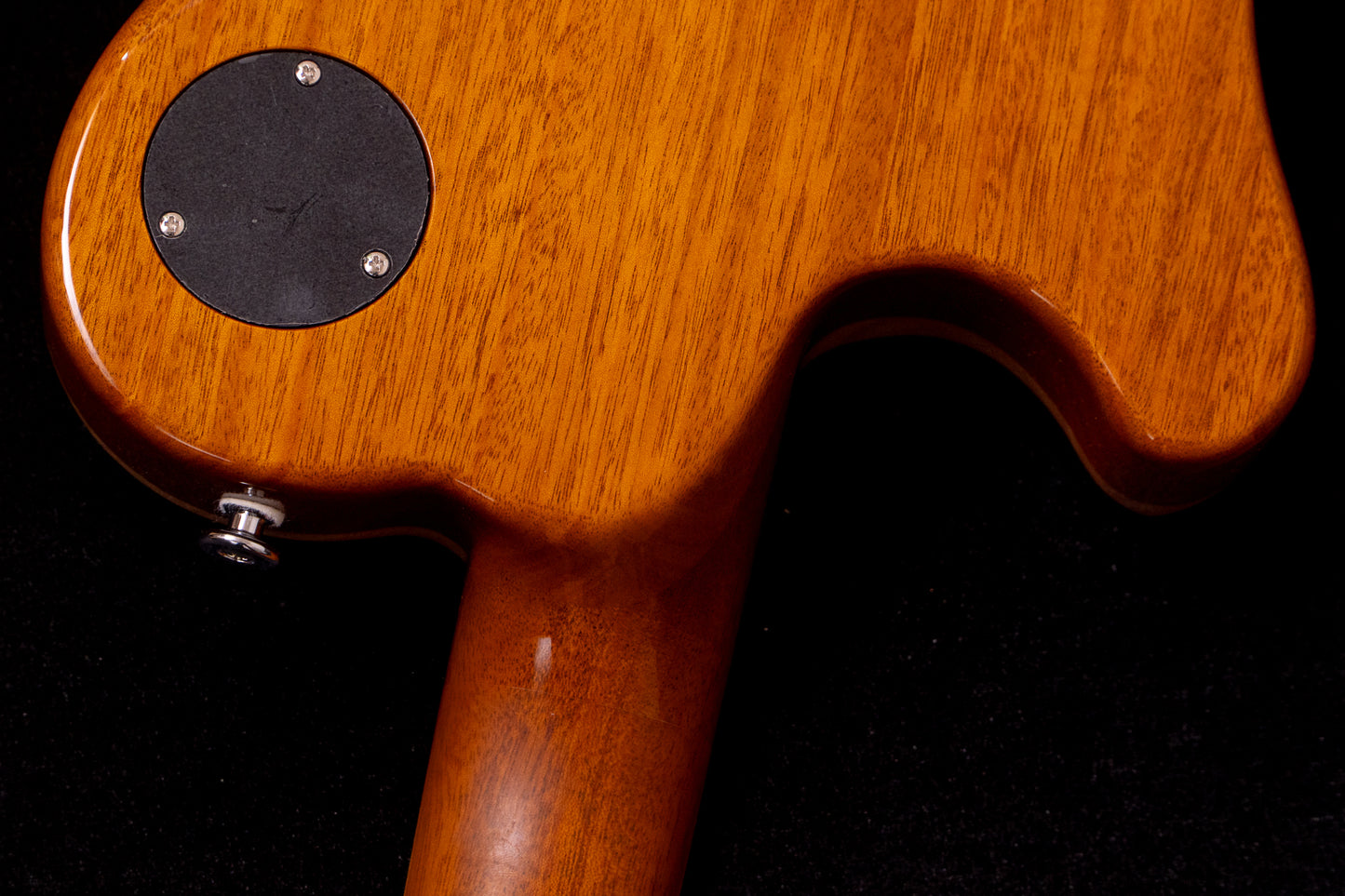 【new】FGN / NST110RAL-VWH/01 #C260023 3.525kg【TONIQ横浜】