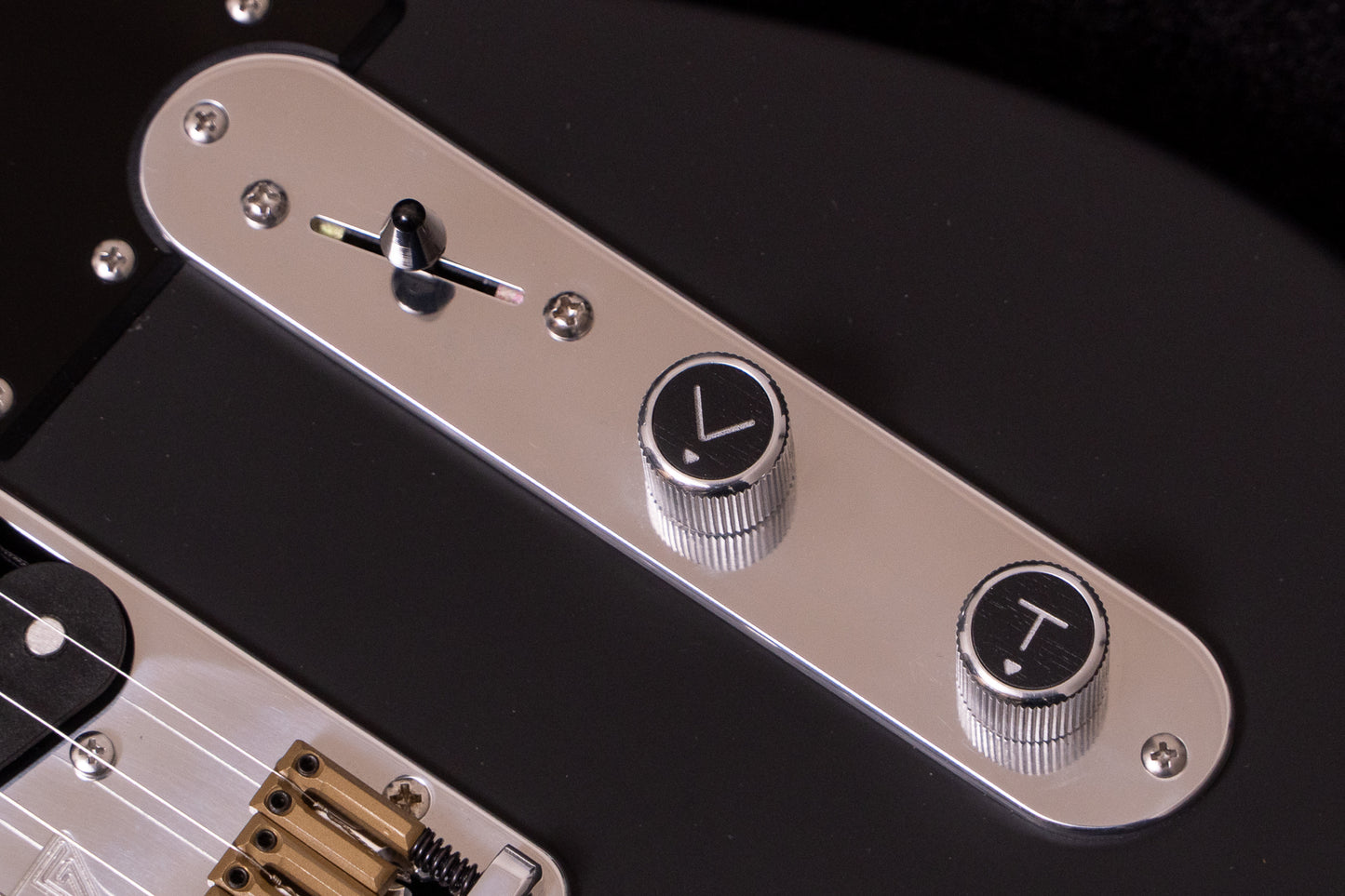【new】Valiant Guitars / Titan Nero 3.2kg #Ti25040【TONIQ横浜】