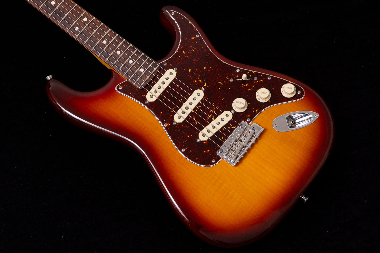 【used】Fender / 70th Anniversary American Professional II Stratocaster Comet Burst 3.58kg #US23039234【TONIQ横浜】