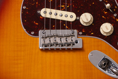 【used】Fender / 70th Anniversary American Professional II Stratocaster Comet Burst 3.58kg #US23039234【TONIQ横浜】