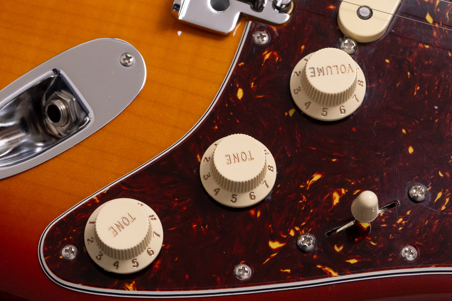 【used】Fender / 70th Anniversary American Professional II Stratocaster Comet Burst 3.58kg #US23039234【TONIQ横浜】