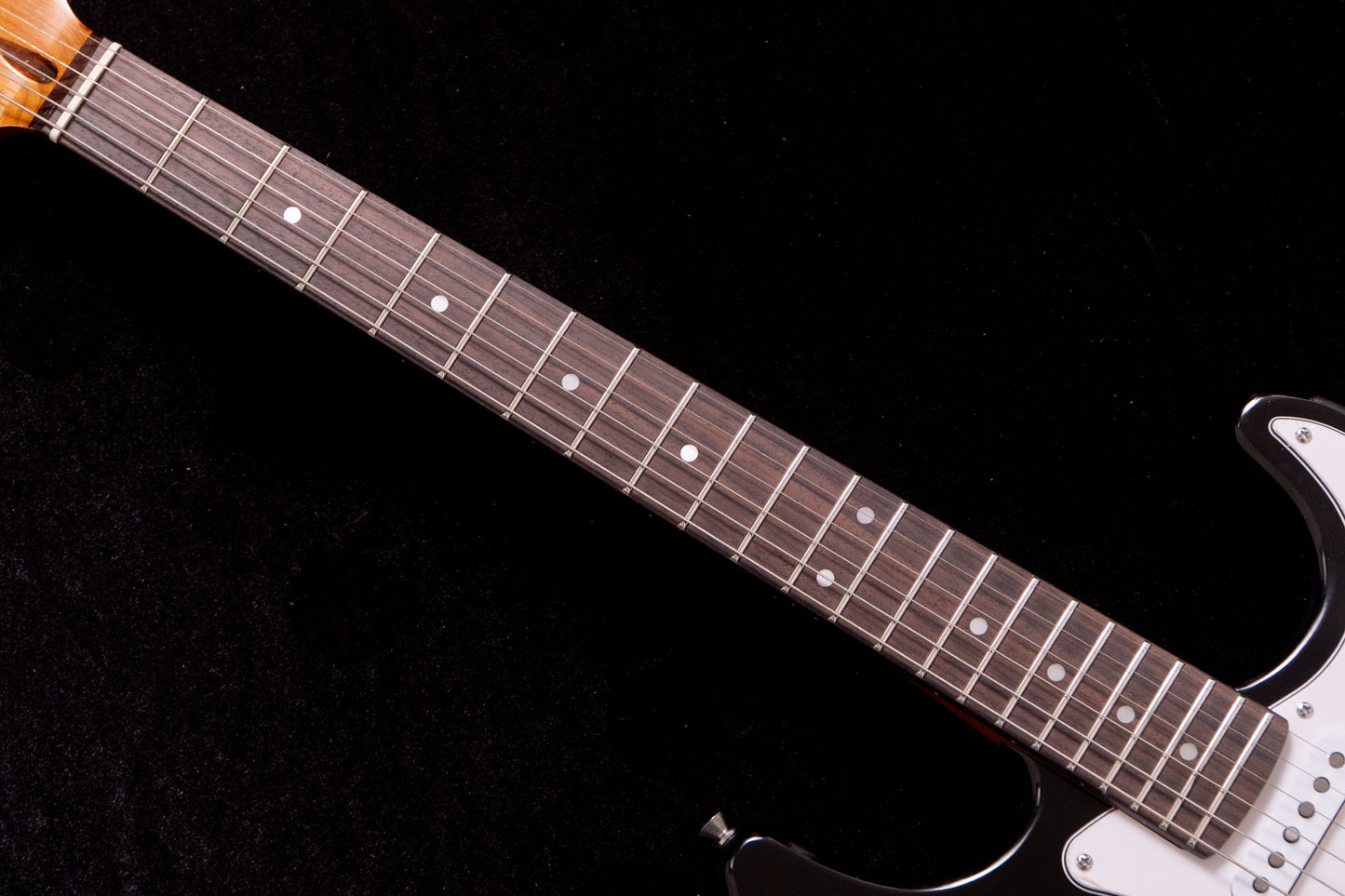 【new】Swing Guitars / S-100 EX Black 2.950kg #Y2025TJ【TONIQ横浜】