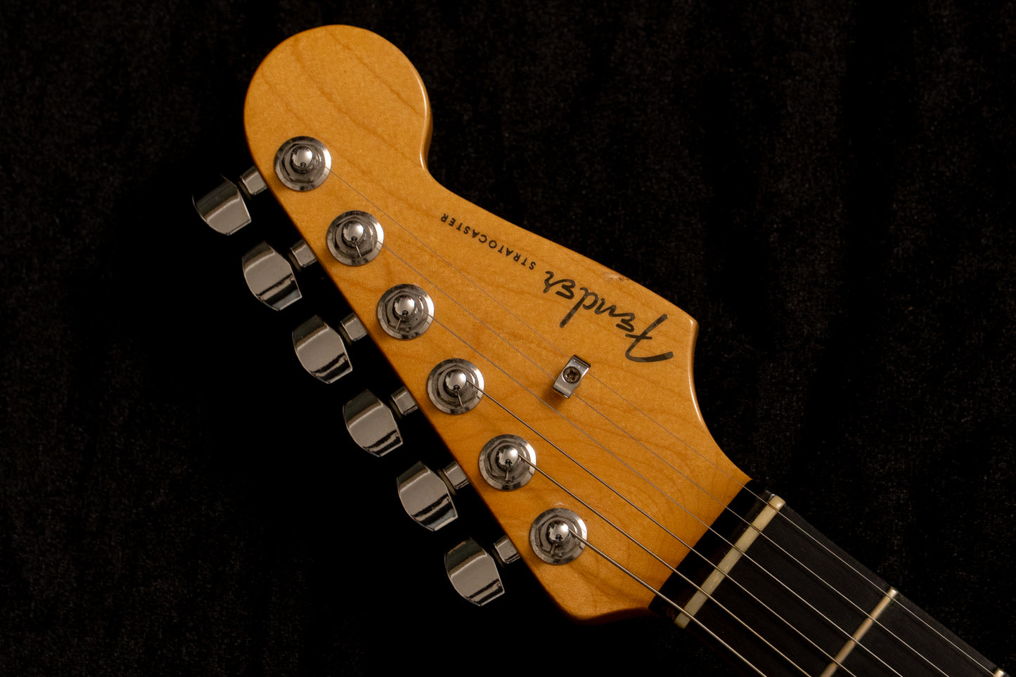 【used】Fender / American Elite Stratocaster 2017 3.68kg #US16130549【TONIQ yokohama】【price included SHIPPING & IMPORT TAX & VAT】