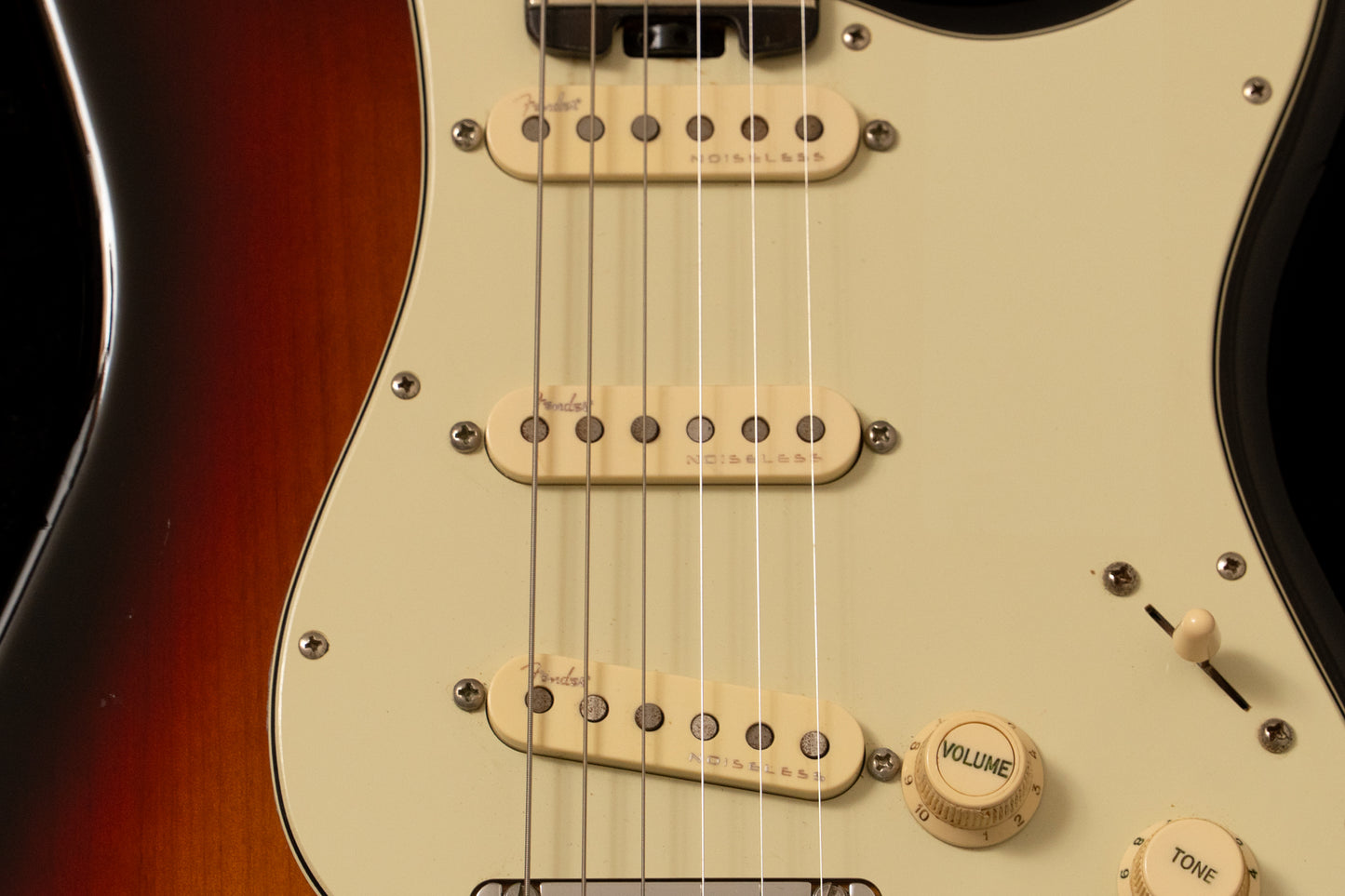 【used】Fender / American Elite Stratocaster 2017 3.68kg #US16130549【TONIQ yokohama】【price included SHIPPING & IMPORT TAX & VAT】