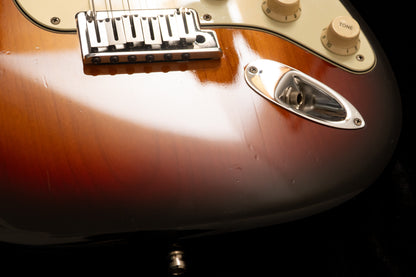 【used】Fender / American Elite Stratocaster 2017 3.68kg #US16130549【TONIQ yokohama】【price included SHIPPING & IMPORT TAX & VAT】